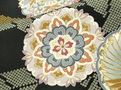 平和屋着物●豪華黒留袖　作家物　駒刺繍　籬鳳凰花文　金彩　正絹　逸品　CABD9002gh