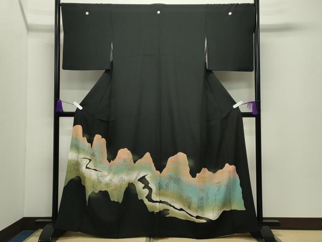 平和屋着物●豪華黒留袖　手描き　鳥獣戯画　暈し染め　金銀彩　正絹　逸品　CABD9013gh