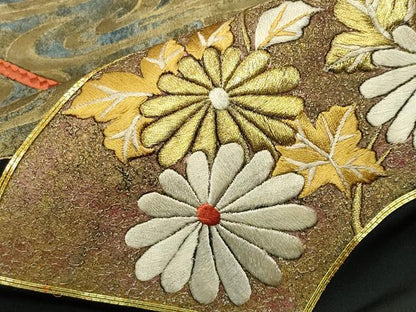 平和屋着物▼豪華黒留袖　駒刺繍　地紙重ね花文　金彩　正絹　逸品　CABD9049gh