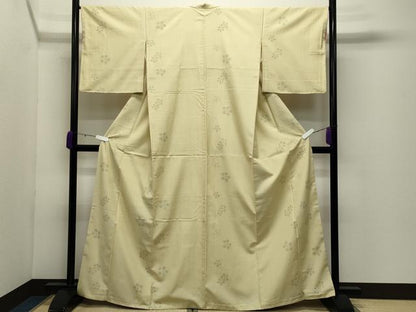 平和屋着物●結城紬　100亀甲　飛び亀甲柄　舞花文　ほてい屋扱い　正絹　逸品　CABD9072gh