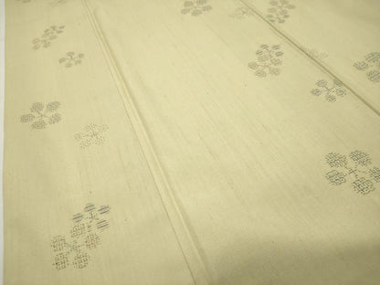 平和屋着物●結城紬　100亀甲　飛び亀甲柄　舞花文　ほてい屋扱い　正絹　逸品　CABD9072gh
