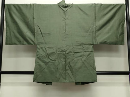 平和屋着物●男性　本場大島紬　アンサンブル　80亀甲　総詰め　羽裏:虎　正絹　逸品　CABD9081gh