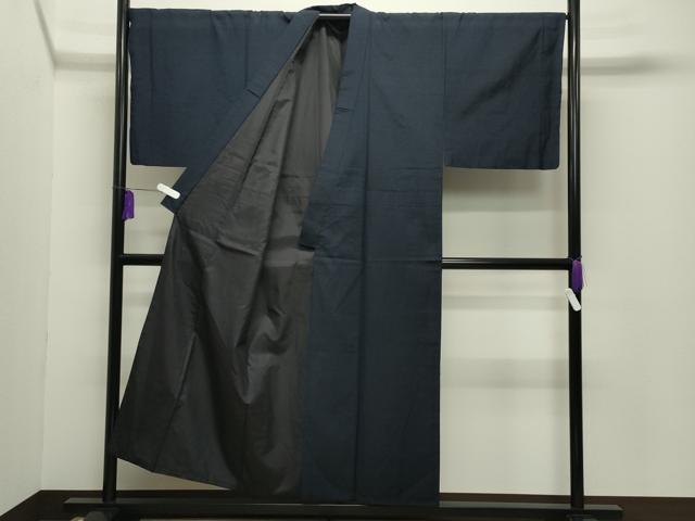 平和屋着物●男性　真綿紬　アンサンブル　漆黒色　猪俣謹製　証紙付き　正絹　逸品　CABD9096gh