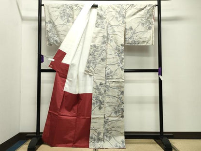 平和屋着物●本場大島紬　白大島　7マルキ　総絣　草木文　三越扱い　反端付き　正絹　逸品　未使用　CABD9098gh