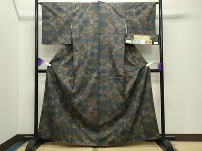 平和屋着物●本場大島紬　7マルキ　泥染め　花唐草文　久野織物謹製　証紙付き　正絹　逸品　未使用　CABD9106gh