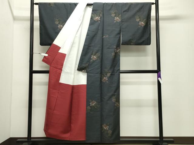 平和屋着物●都喜ヱ門　本場大島紬　7マルキ　泥染め　白い花　藤絹織物謹製　証紙付き　正絹　逸品　CABD9129gh