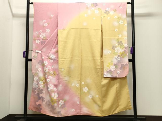 平和屋着物●豪華振袖　駒刺繍　舞桜文　暈し染め　金通し地　正絹　逸品　CABD9137gh