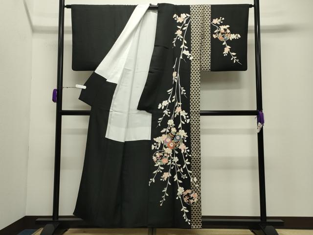 平和屋着物○訪問着 枝垂れ花丸文 黒地 金銀彩 正絹 逸品 CABD9159gh