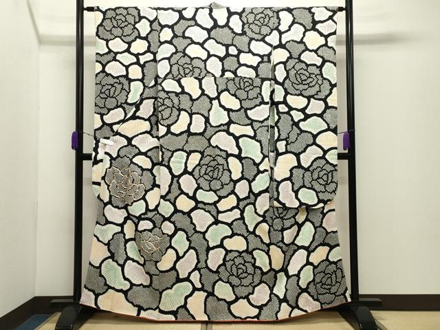 平和屋着物●豪華振袖　総絞り　駒刺繍　舞花文　黒地　正絹　逸品　CABD9172gh