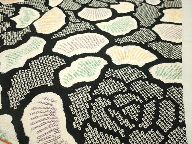 平和屋着物●豪華振袖　総絞り　駒刺繍　舞花文　黒地　正絹　逸品　CABD9172gh