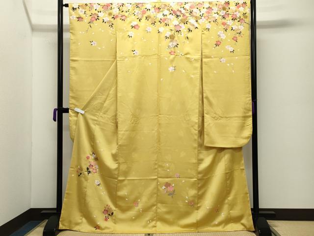平和屋着物●豪華振袖　舞桜文　金彩　正絹　逸品　CABD9181gh