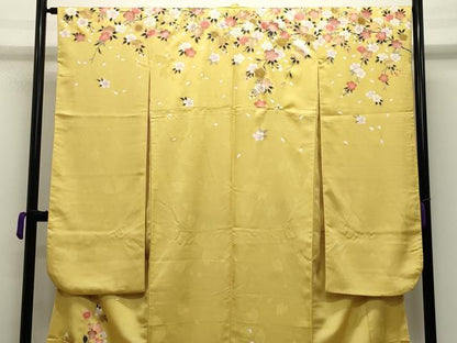 平和屋着物●豪華振袖　舞桜文　金彩　正絹　逸品　CABD9181gh