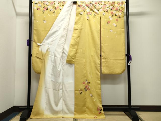 平和屋着物●豪華振袖　舞桜文　金彩　正絹　逸品　CABD9181gh