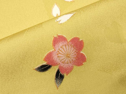 平和屋着物●豪華振袖　舞桜文　金彩　正絹　逸品　CABD9181gh