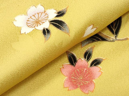 平和屋着物●豪華振袖　舞桜文　金彩　正絹　逸品　CABD9181gh