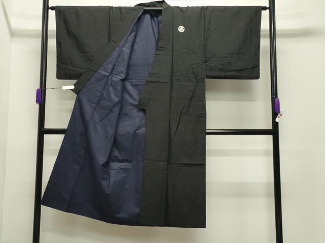 平和屋着物●男性　黒紋付　紬地　正絹　逸品　CABD9184gh