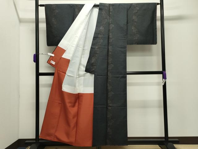 平和屋着物●本場大島紬　泥染め　葡萄蔦の葉文　やまと誂製　大山謹製　証紙付き　正絹　逸品　未使用　CABD9194gh