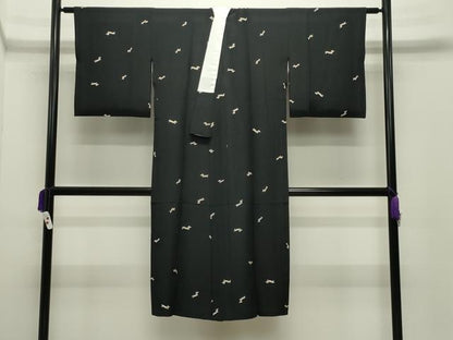 平和屋着物●長襦袢　無双仕立て　ミニチュアダックスフンド　黒地　正絹　逸品　CABD9235gh