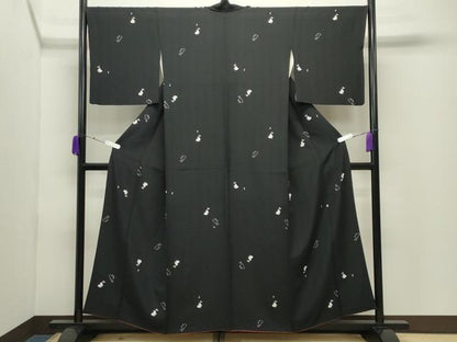 平和屋着物●上質な小紋　兎　月　黒地　正絹　逸品　CABD9248gh