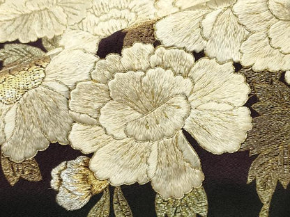 平和屋着物●豪華黒留袖　総刺繍　駒刺繍　牡丹花文　暈し染め　金銀糸　ますいわ屋扱い　正絹　逸品　CABD9255gh