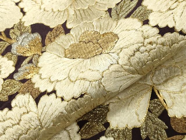 平和屋着物●豪華黒留袖　総刺繍　駒刺繍　牡丹花文　暈し染め　金銀糸　ますいわ屋扱い　正絹　逸品　CABD9255gh 平和屋着物□豪華黒留袖 作家物 駒刺繍 地紙花文 暈し染め 金彩 正絹