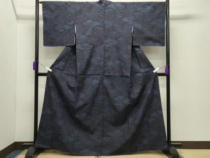 平和屋着物●結城紬　100亀甲　雲取り流水笹文　正絹　逸品　未使用　CABD9272gh