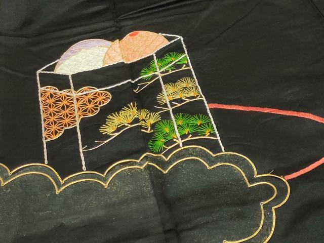 平和屋本店●アンティーク　大正ロマン　黒留袖　駒刺繍　雲取り貝桶松竹梅文　正絹　逸品　CABD9294gh