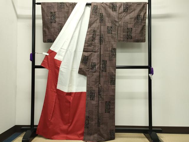 平和屋着物●本場大島紬　7マルキ　色紙重ね花文　正絹　逸品　未使用　CABD9301gh