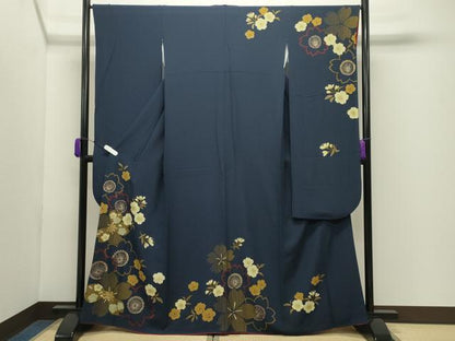 平和屋着物●豪華振袖　舞桜文　金彩　正絹　逸品　CABD9317gh