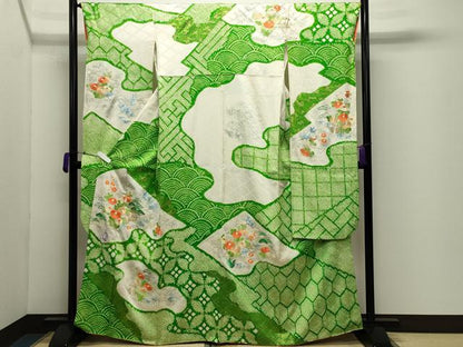 平和屋着物●豪華振袖　絞り　刺繍　風景松竹梅花文　金彩　高島屋扱い　正絹　逸品　CABD9318gh