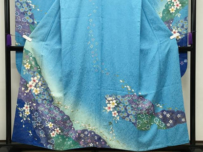 平和屋着物●豪華振袖　駒刺繍　雪輪舞桜文　暈し染め　金彩　金通し地　京都きもの友禅扱い　正絹　逸品　CABD9321gh