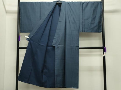 平和屋着物●男性　本場大島紬　アンサンブル　100亀甲　総詰め　正絹　逸品　未使用　CABD9343gh