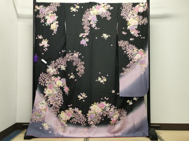 平和屋着物●豪華振袖　刺繍　舞花文　暈し染め　黒地　金銀糸　銀通し地　正絹　逸品　CABD9373gh