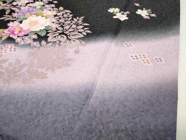 平和屋着物●豪華振袖　刺繍　舞花文　暈し染め　黒地　金銀糸　銀通し地　正絹　逸品　CABD9373gh
