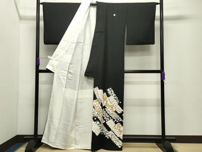 平和屋着物●豪華黒留袖　駒刺繍　梅松花文　金銀彩　鈴乃屋扱い　正絹　逸品　CABD9418gh