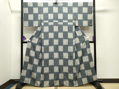平和屋着物●上質な小紋　市松舞桜文　正絹　逸品　CABD9438gh