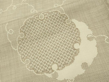 平和屋着物●本場大島紬　白大島　9マルキ　雪輪重ね文　正絹　逸品　CABD9458gh