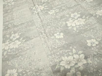 平和屋着物●本場大島紬　白大島　9マルキ　吉祥草花文　株式会社たかし謹製　証紙付き　正絹　逸品　CABD9481gh