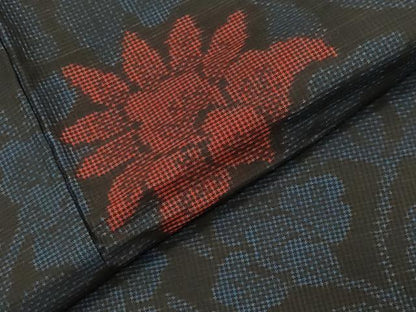 平和屋着物●本場大島紬　7マルキ　更紗花唐草文　正絹　逸品　未使用　CABD9493gh