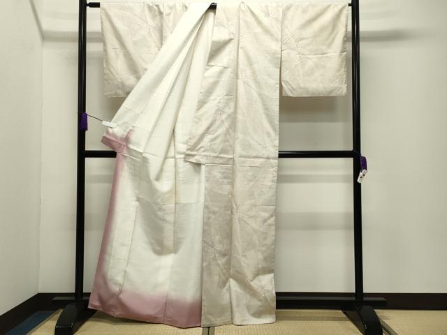 平和屋着物●本場大島紬　白大島　9マルキ　舞蝶文　正絹　逸品　CABD9501gh