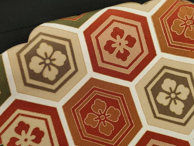 平和屋着物▼豪華黒留袖　駒刺繍　雲取り吉祥唐草文　金彩　正絹　逸品　CABD9601ze