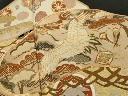 平和屋着物■豪華黒留袖　駒刺繍　飛鶴宝尽くし松花文　金彩　正絹　逸品　CABD9664ze