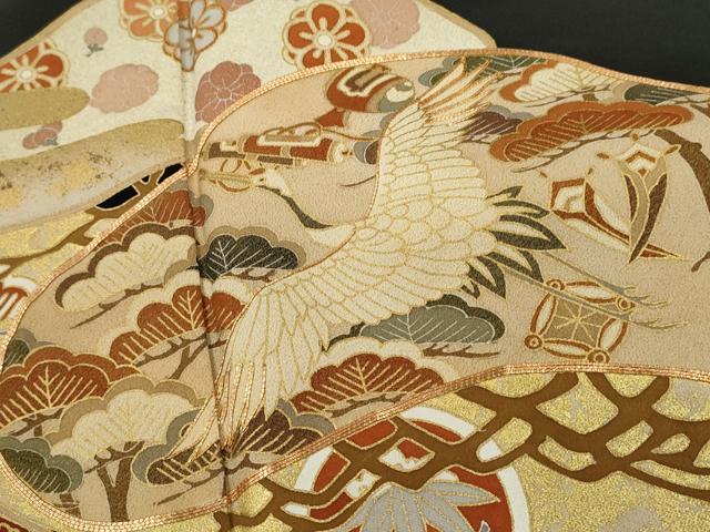 平和屋着物■豪華黒留袖　駒刺繍　飛鶴宝尽くし松花文　金彩　正絹　逸品　CABD9664ze