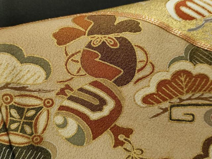 平和屋着物■豪華黒留袖　駒刺繍　飛鶴宝尽くし松花文　金彩　正絹　逸品　CABD9664ze