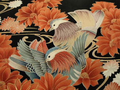 平和屋着物■豪華黒留袖　駒刺繍　鴛鴦流水草花文　金銀彩　正絹　逸品　CABD9667ze