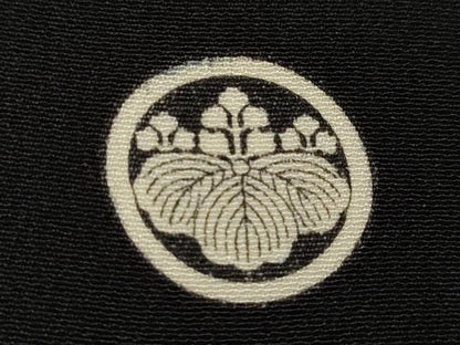 平和屋着物■豪華黒留袖　駒刺繍　鴛鴦流水草花文　金銀彩　正絹　逸品　CABD9667ze