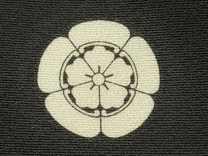 平和屋着物■豪華黒留袖　松竹梅飛鶴丸文　暈し染め　金銀彩　正絹　逸品　CABD9730ze
