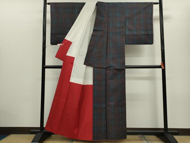 平和屋着物■本場大島紬 7マルキ 吉祥文 正絹 逸品 未使用 CABD9751ze
