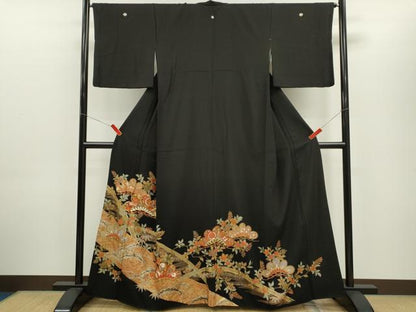 平和屋着物■豪華黒留袖　駒刺繍　草花丸文　金銀彩　正絹　逸品　CABD9905ze