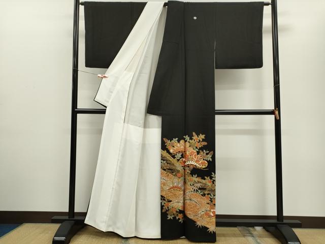 平和屋着物■豪華黒留袖　駒刺繍　草花丸文　金銀彩　正絹　逸品　CABD9905ze